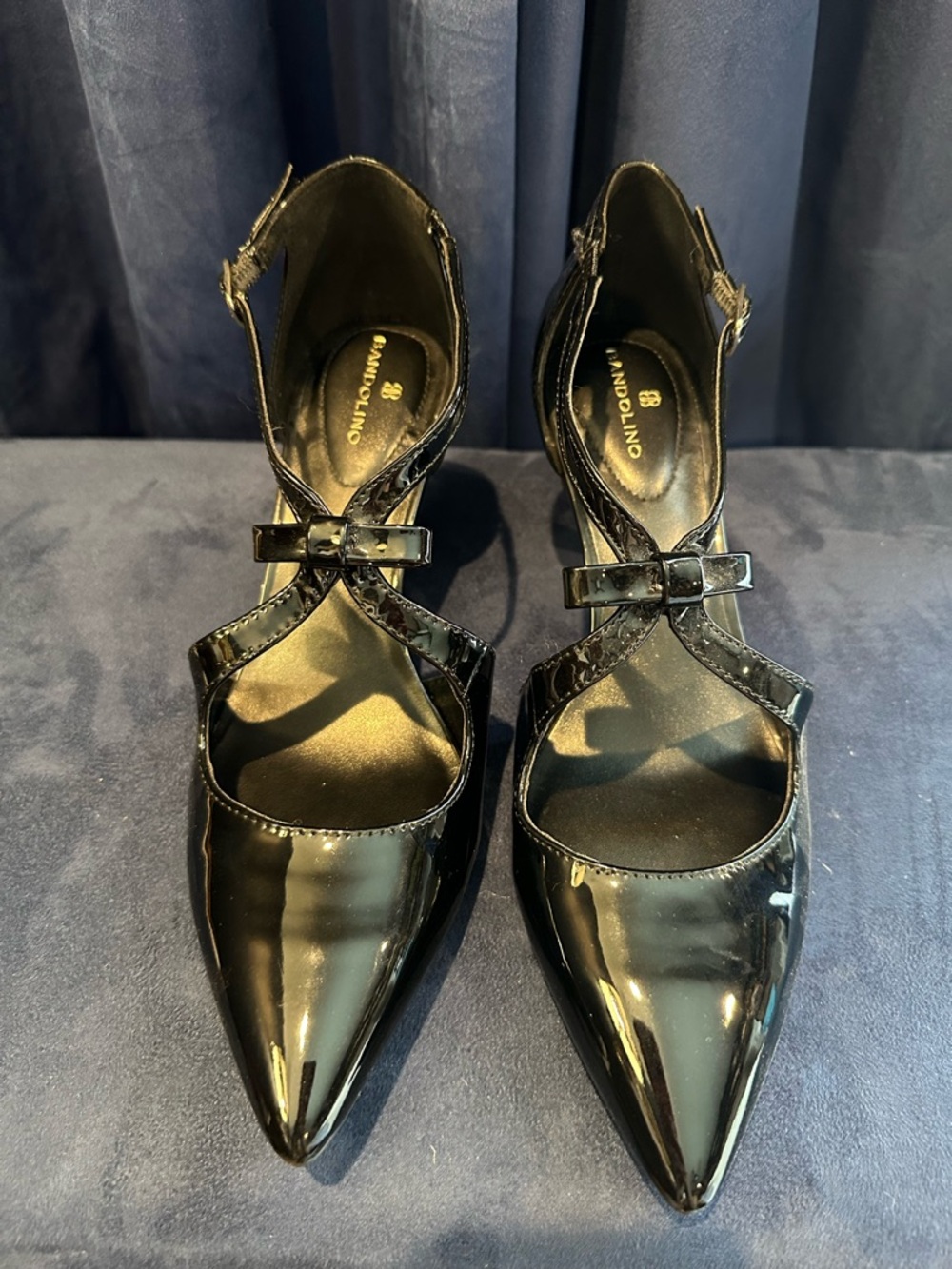 Bandolino Black Patent Pointed T-Strap Heels with Bow Accent